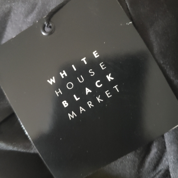 White House Black Label | Short Sleeve Crotchet Lace Dress with Cutout - Picture 10 of 16